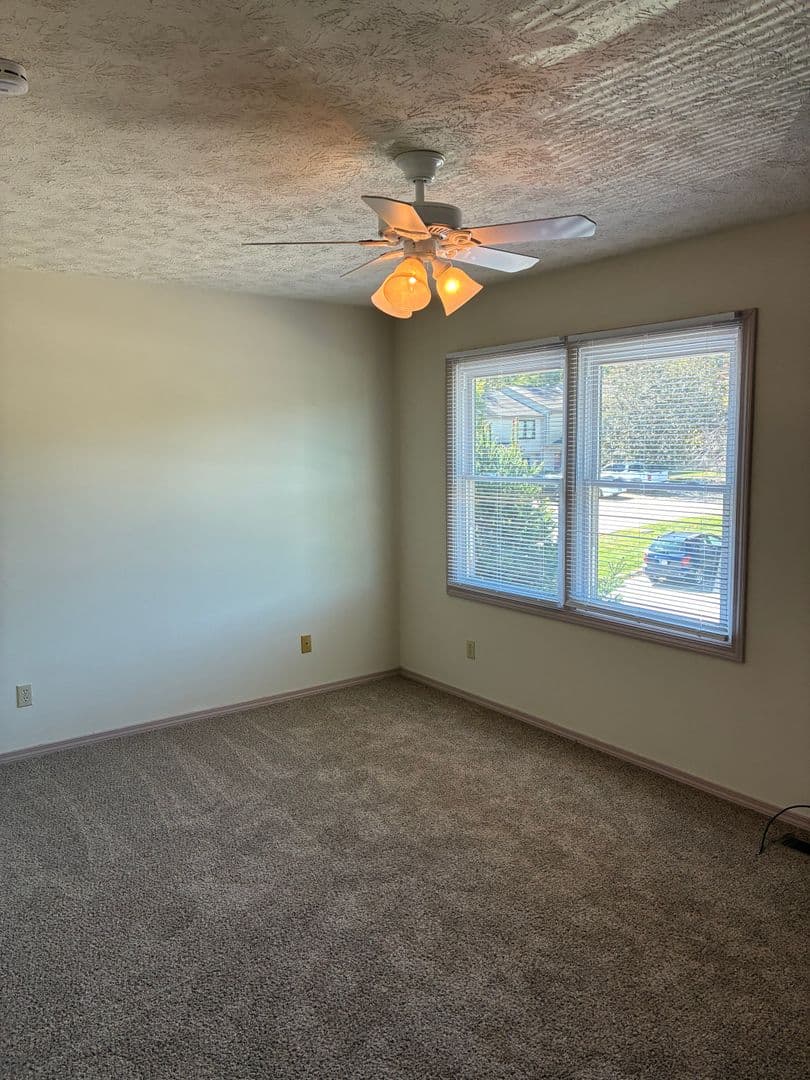 Bloomington Apartment: 1377 West Allen Street