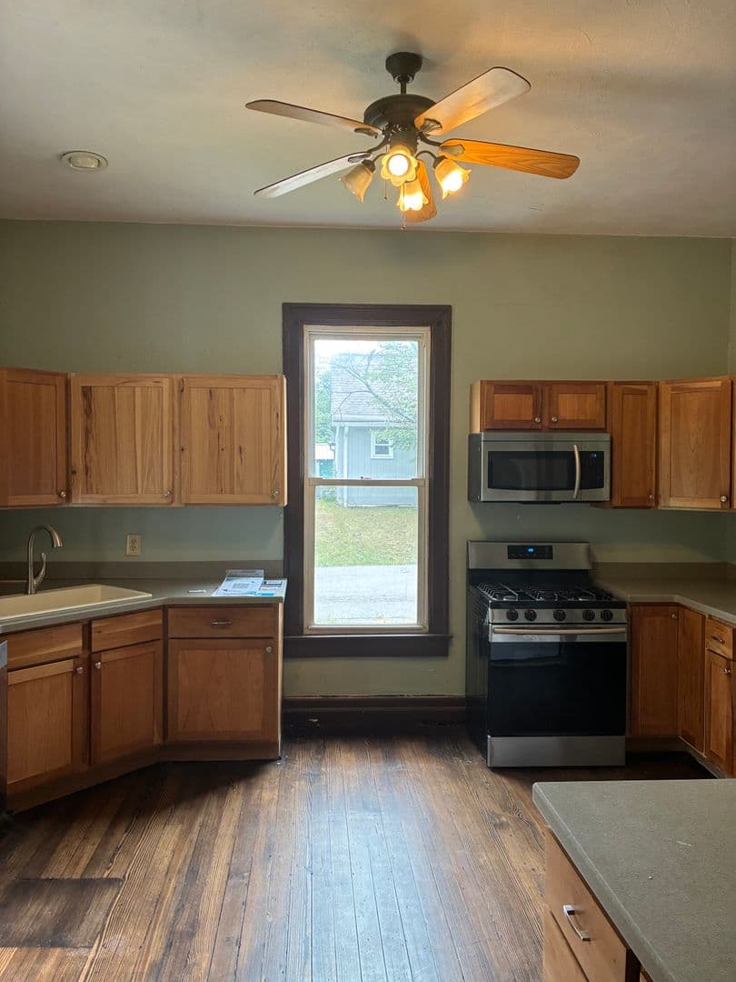 Bloomington House: 719 West 11th Street