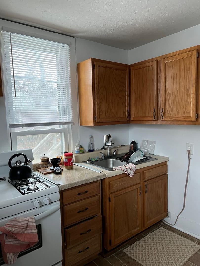 Bloomington Apartment: 726 West Kirkwood Avenue