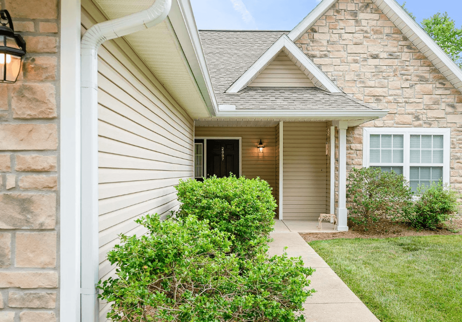 Bloomington Condo: 2097 W Arbor Ridge Way