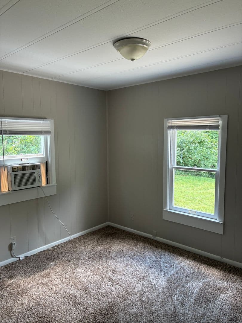 Bloomington House: 1003 North Woodburn Avenue