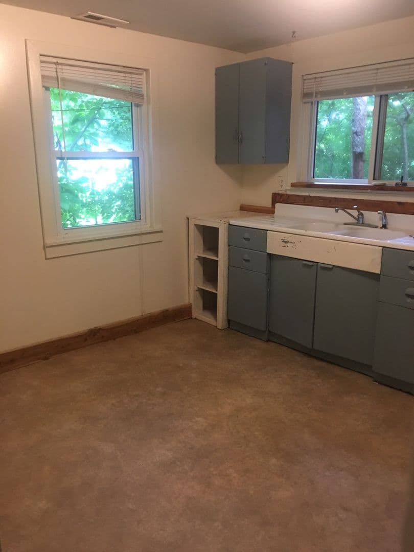 Bloomington House: 1306 West 6th Street