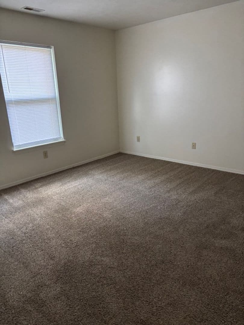 Bloomington House: 1304 North Kinser Pike