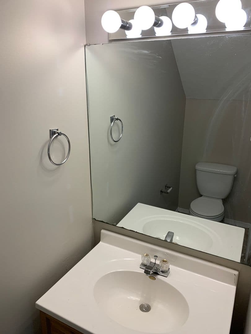 Bloomington Apartment: 1383 West Allen Street