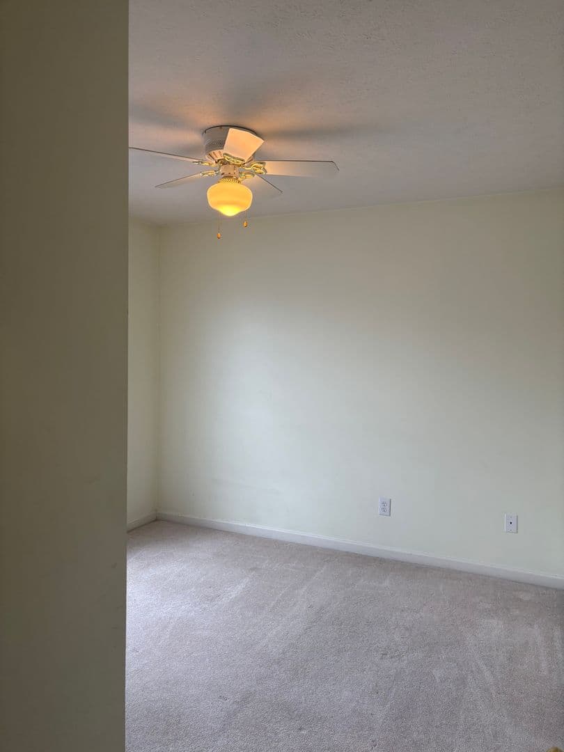 Bloomington House: 3465 South Oaklawn Court