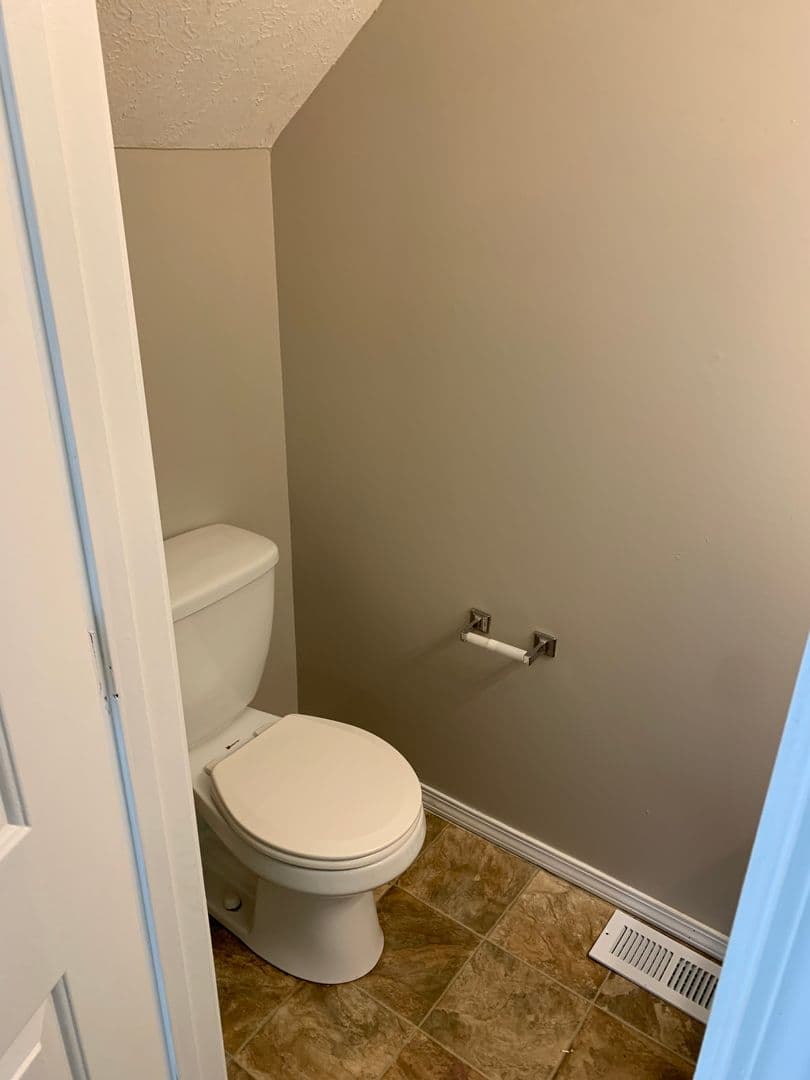 Bloomington Apartment: 1383 West Allen Street