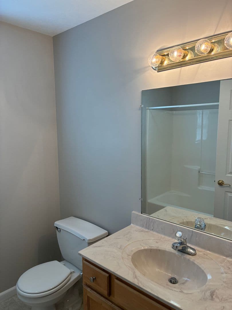 Bloomington Townhome: Batchelor Heights