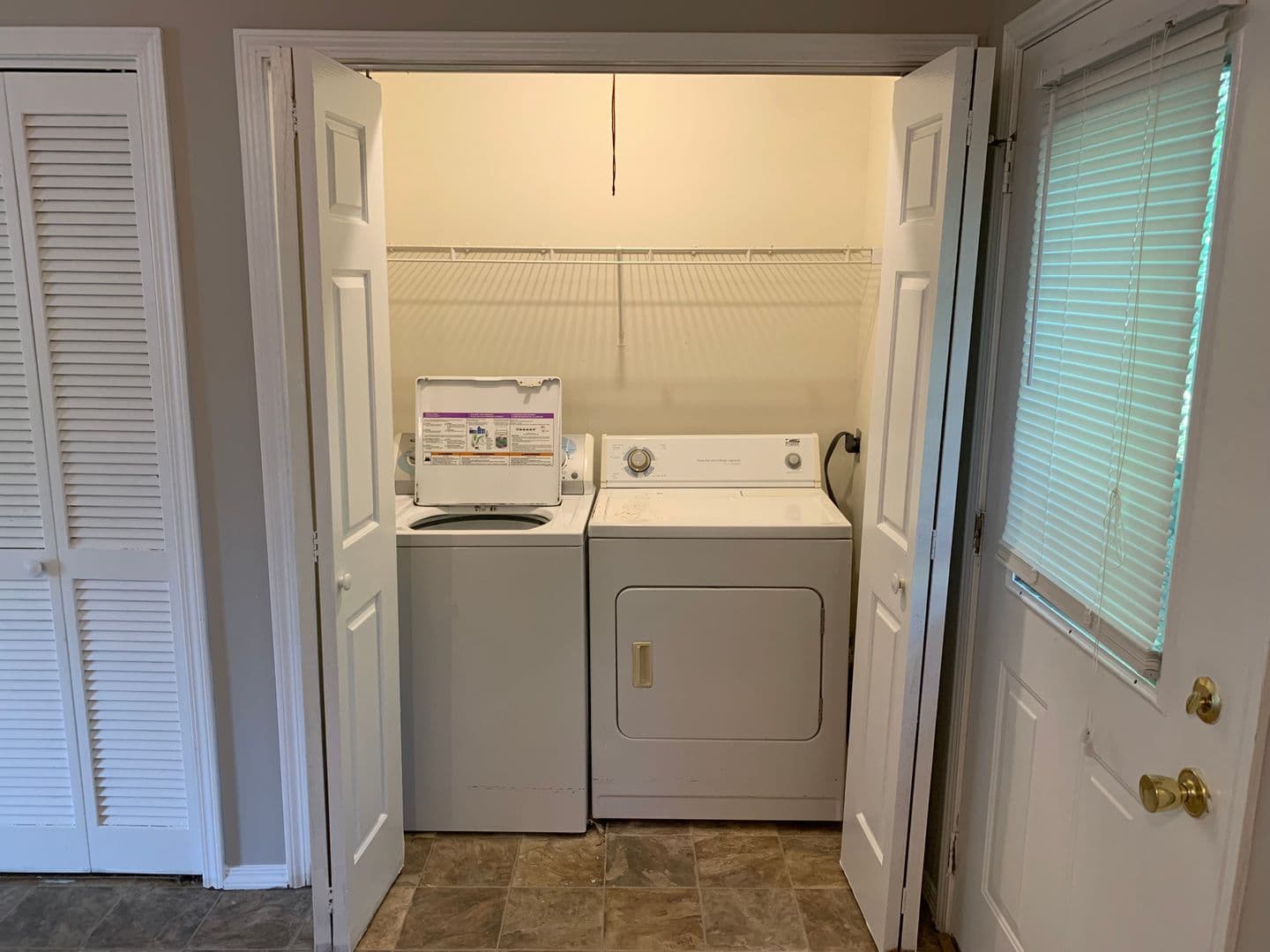 Bloomington Apartment: 1383 West Allen Street