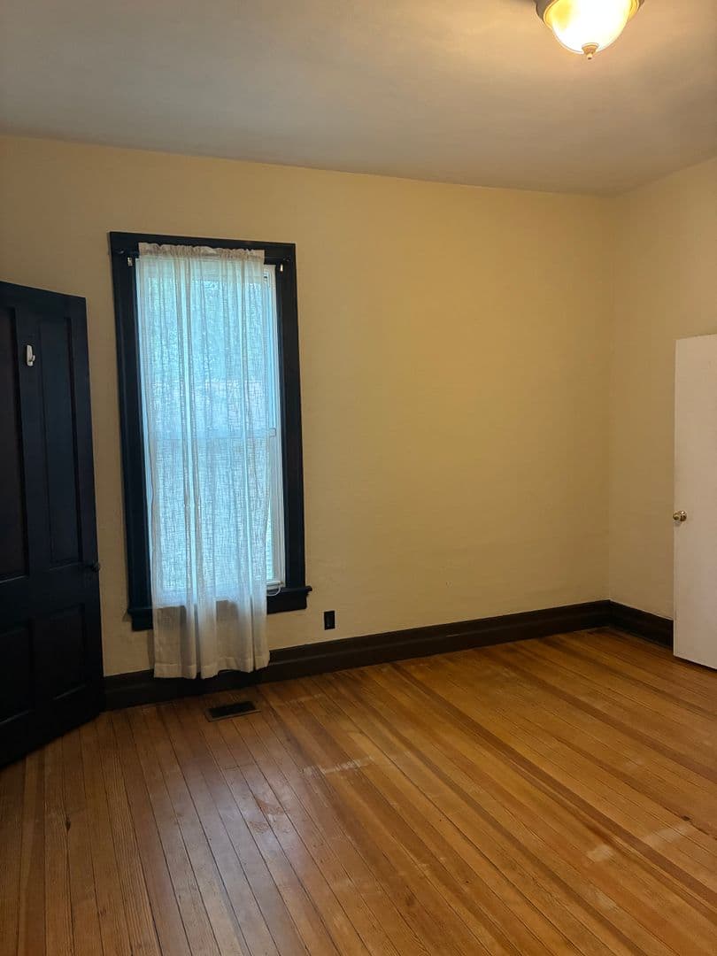 Bloomington House: 719 West 11th Street