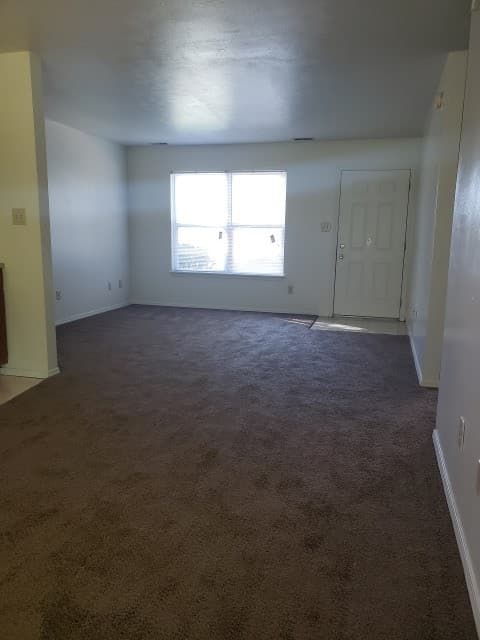 Bloomington House: 1302 North Kinser Pike