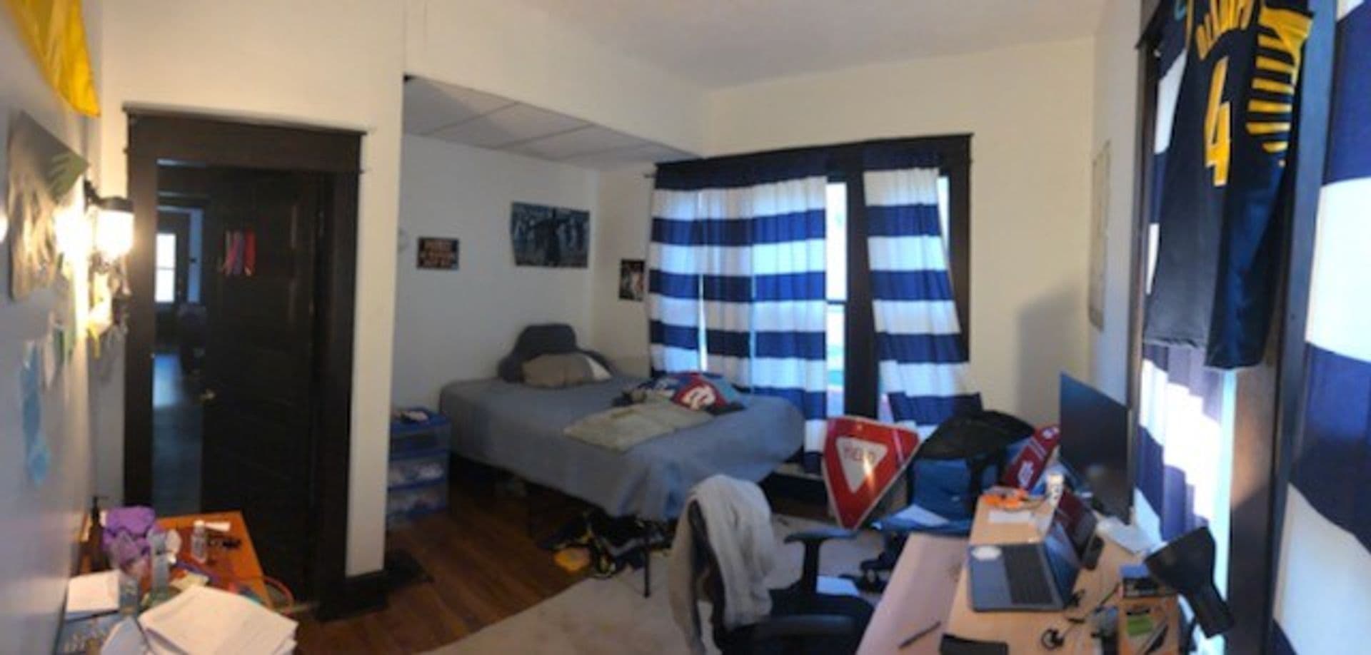 Bloomington House: 520 South Park Avenue