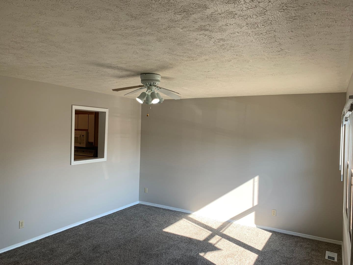 Bloomington Apartment: 1383 West Allen Street