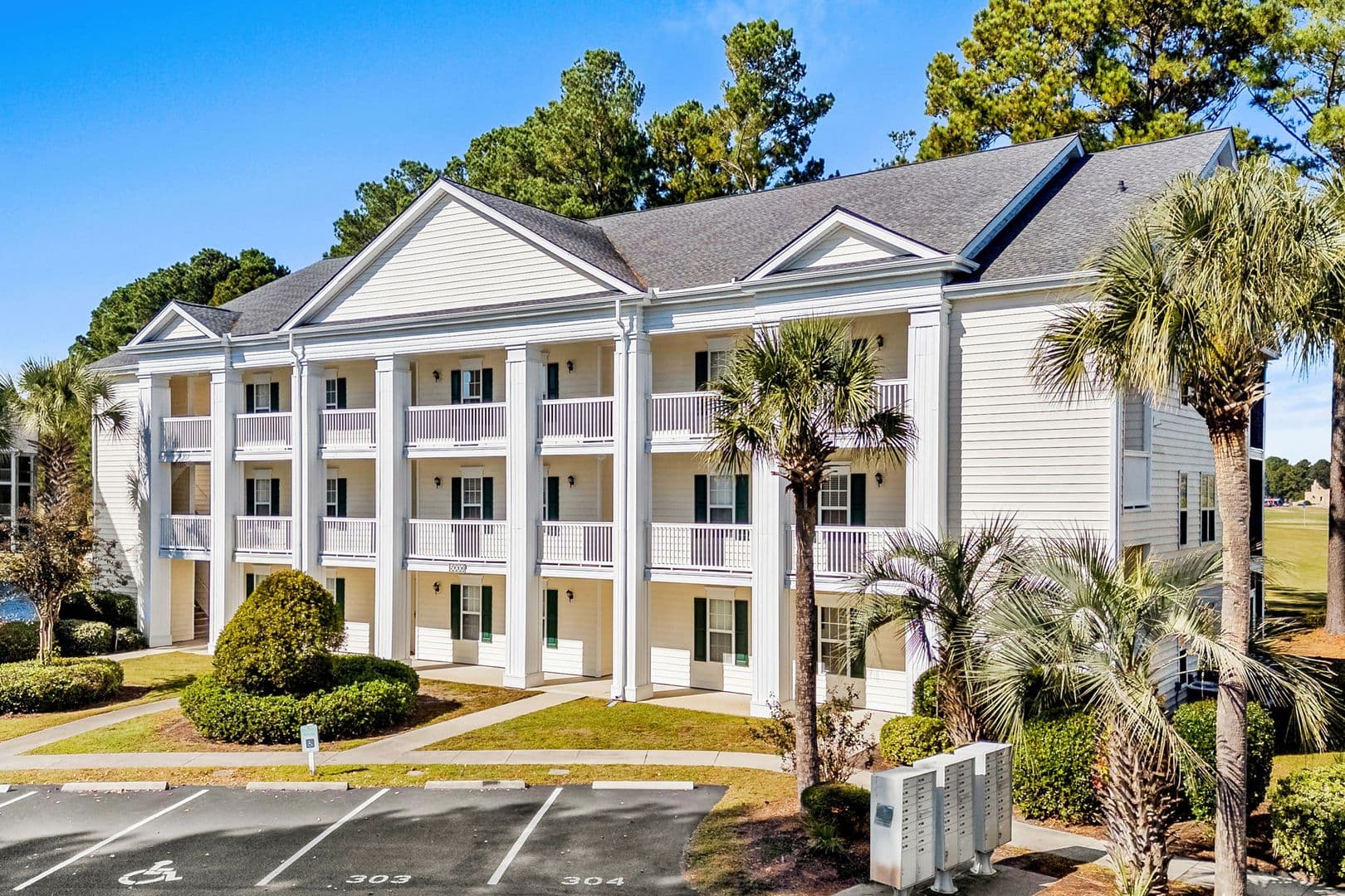 Myrtle Beach Condo: 5000 Windsor Green Way