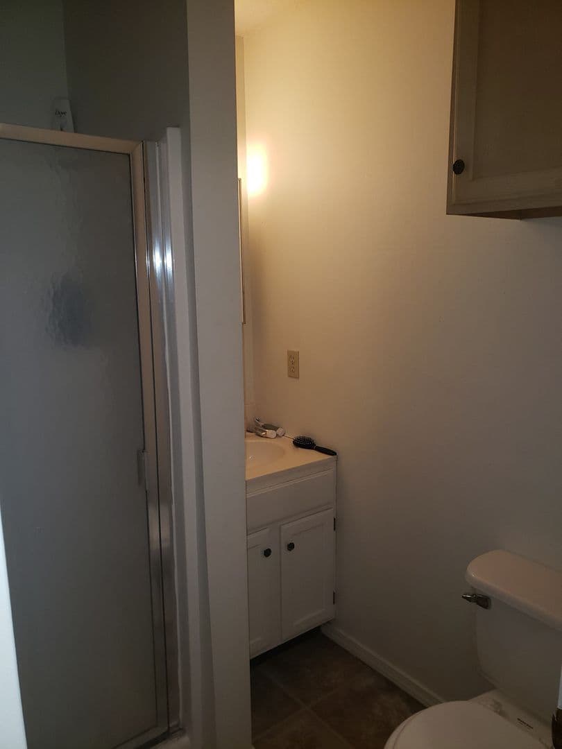 Bloomington House: 307 1/2 East 16th Street