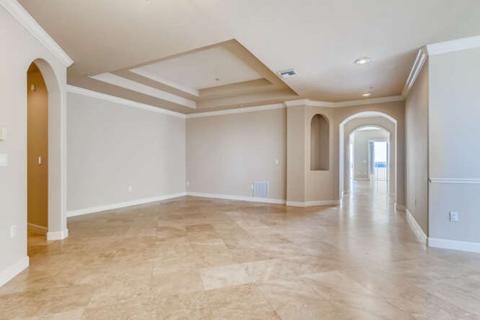Orlando House: 8749 The Esplanade Unit 32