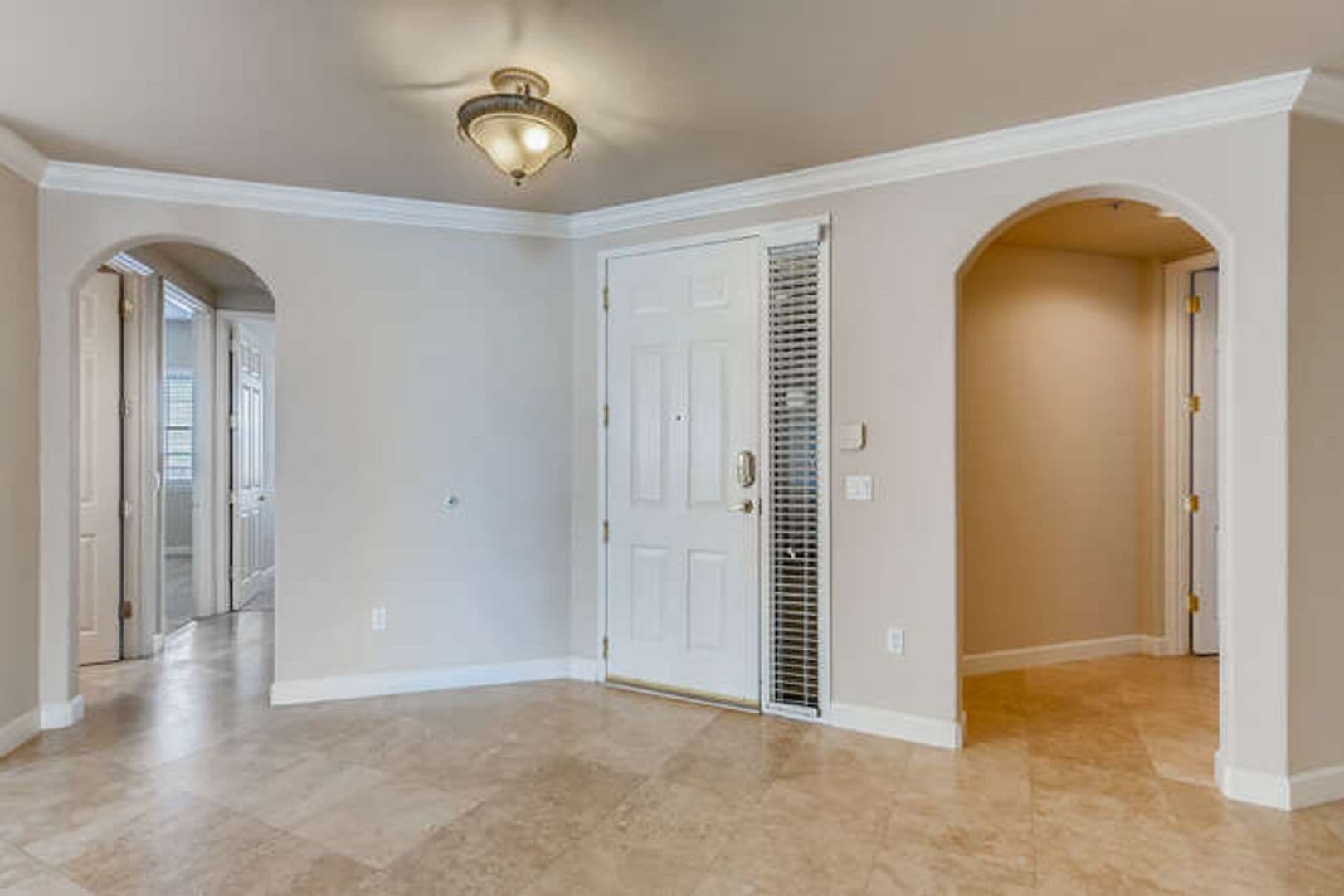 Orlando House: 8749 The Esplanade Unit 32