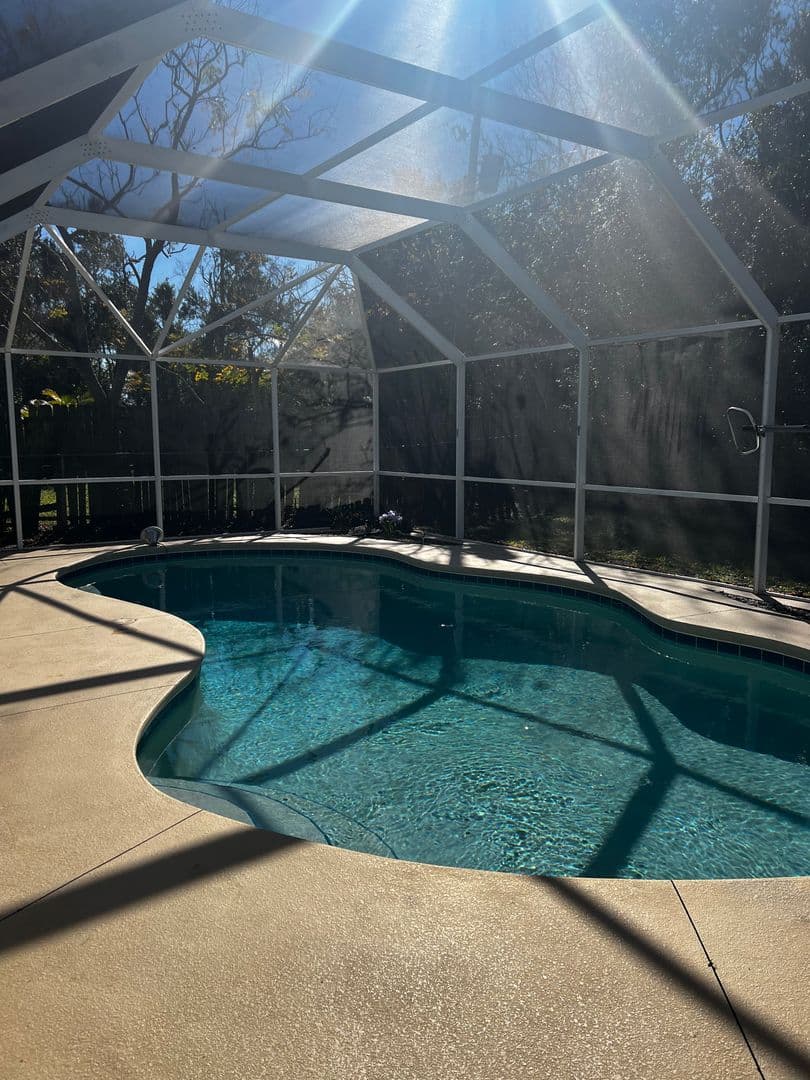 Deltona House: 2274 E. Fairbanks Drive