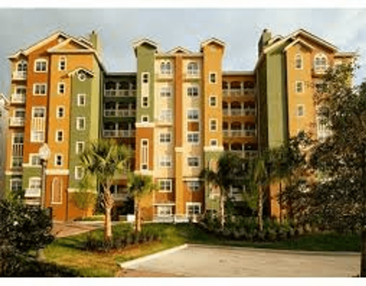 Orlando House: 8749 The Esplanade Unit 32
