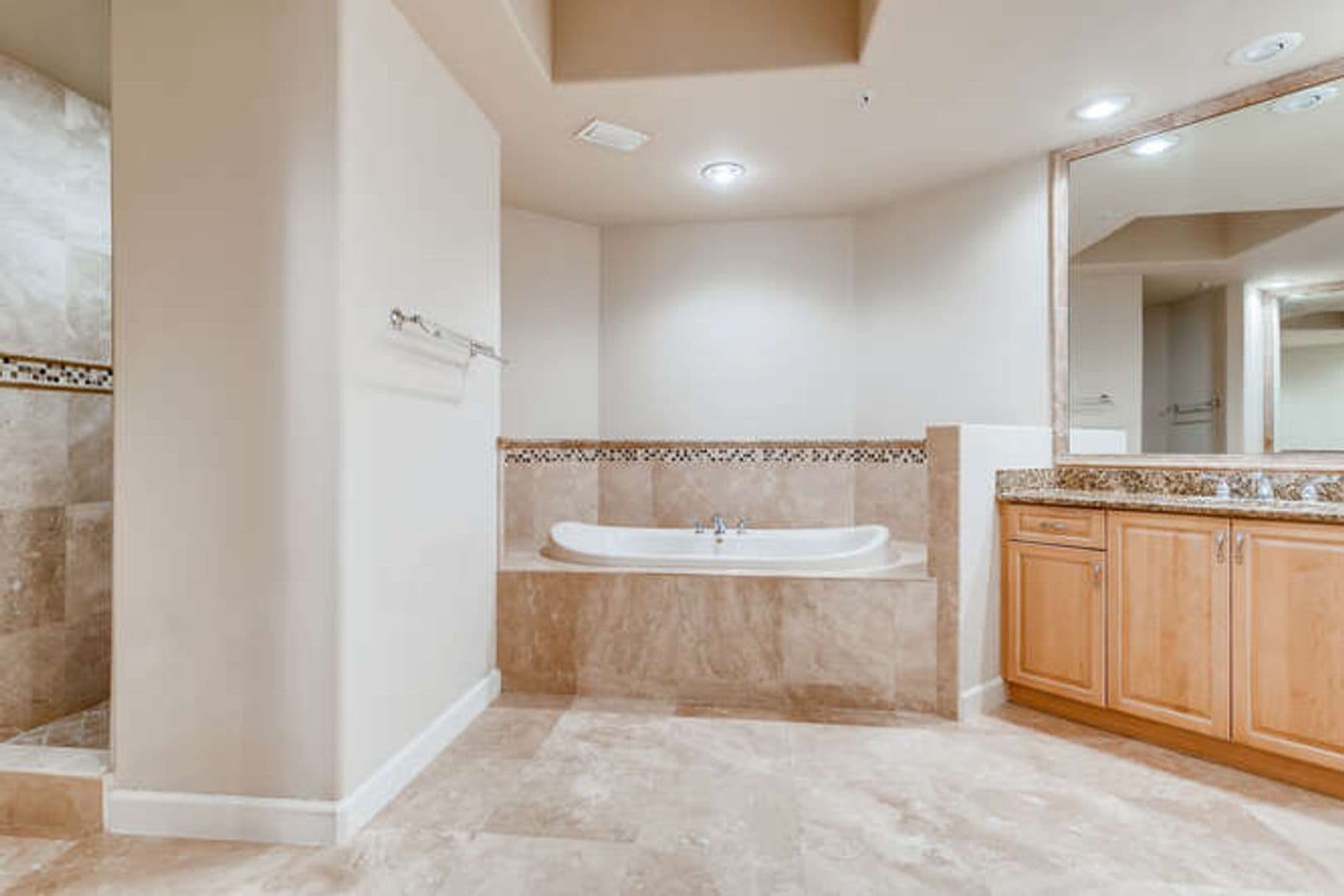 Orlando House: 8749 The Esplanade Unit 32