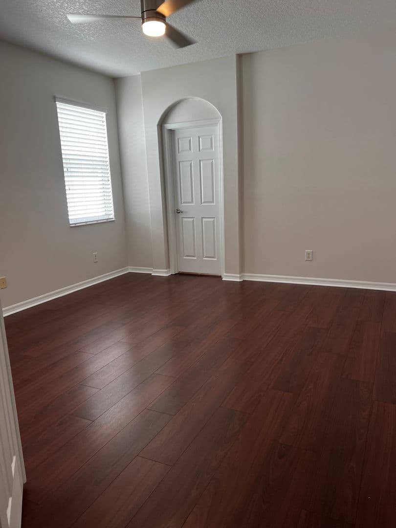 Orlando House: 8838 Leeland Archer Blvd.