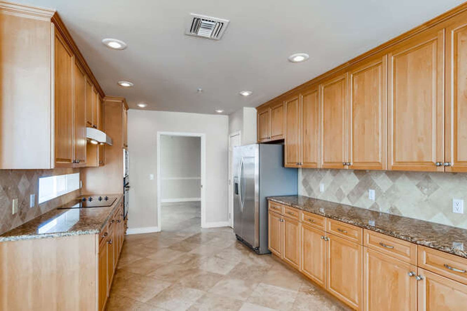 Orlando House: 8749 The Esplanade Unit 32
