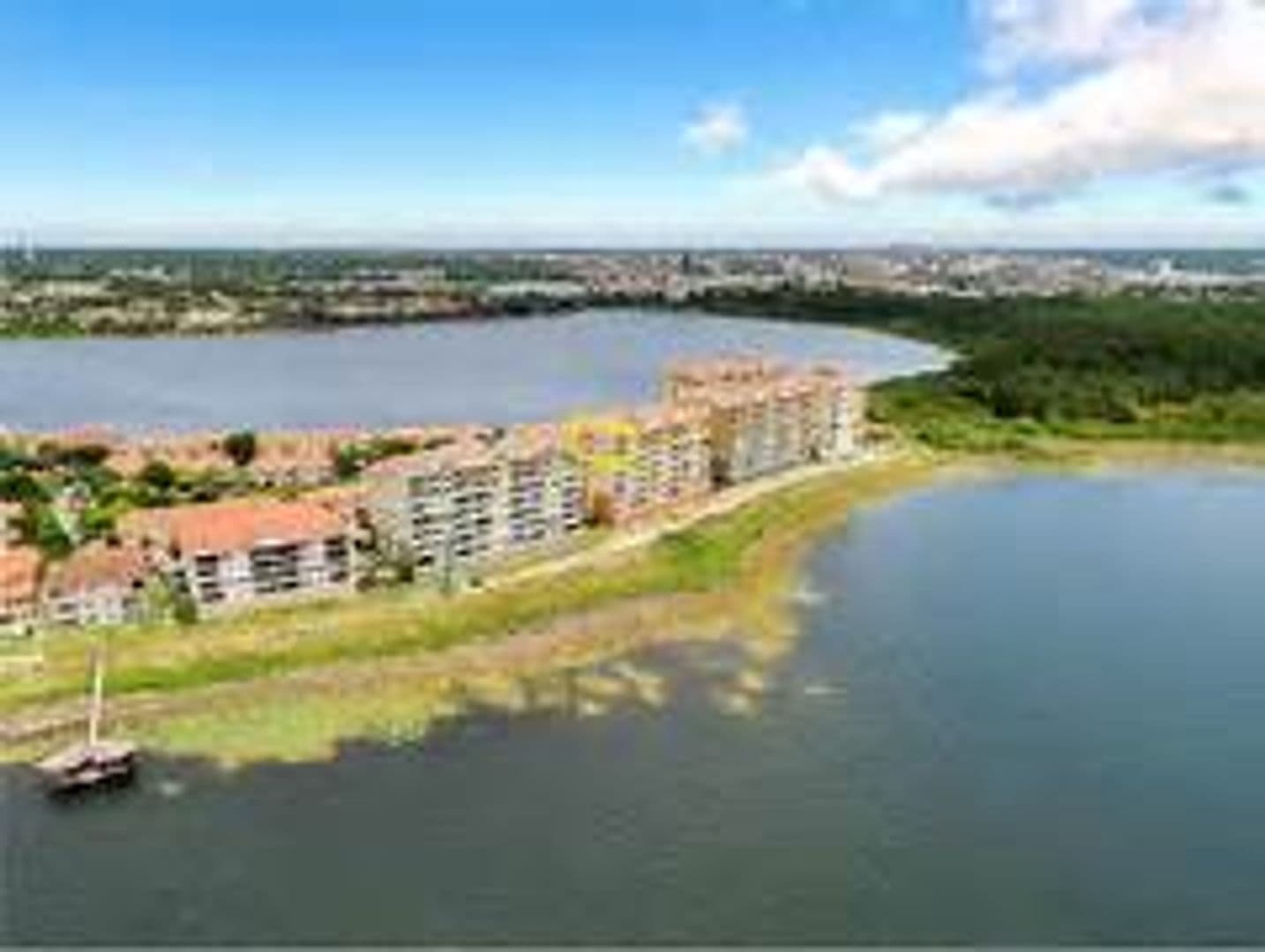 Orlando House: 8749 The Esplanade Unit 32