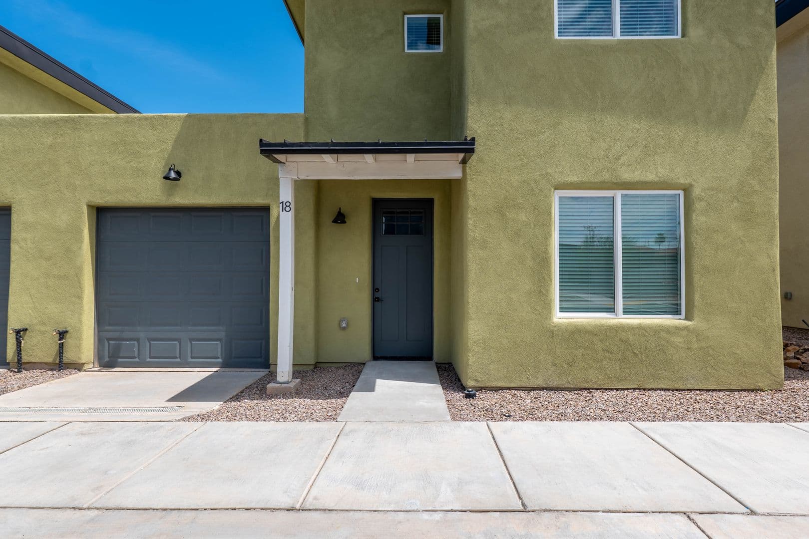 Tucson Townhome: 1300 N Rook Ave #18