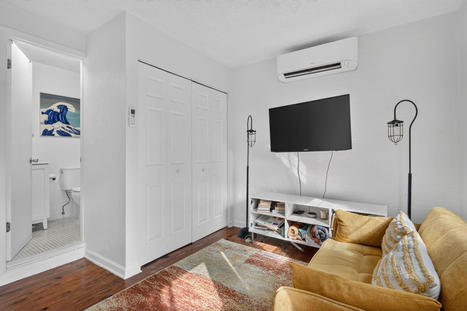 Lake Park Apartment: 359 Greenbriar Dr Unit B