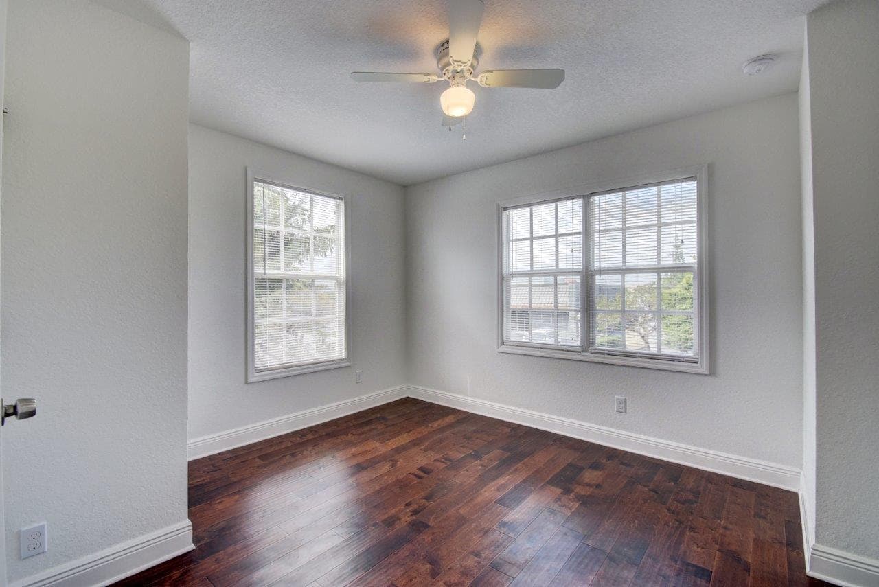 West Palm Beach Apartment: 340 Walton Blvd