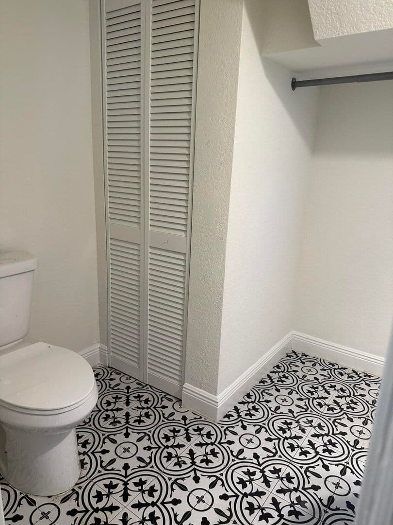 West Palm Beach Apartment: 340 Walton Blvd