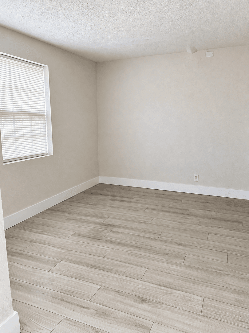 West Palm Beach Apartment: 340 Walton Blvd
