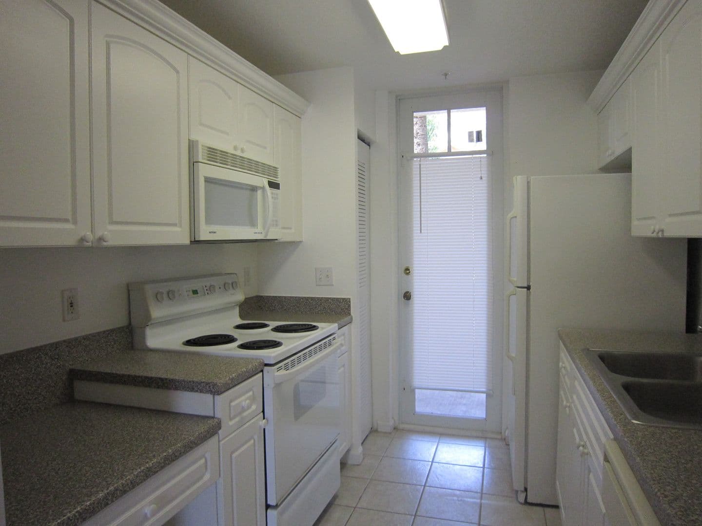 Jupiter Apartment: 4812 Central Blvd #15