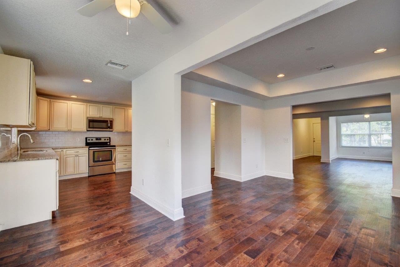 West Palm Beach Apartment: 340 Walton Blvd