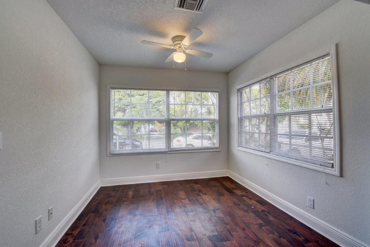 West Palm Beach Apartment: 340 Walton Blvd