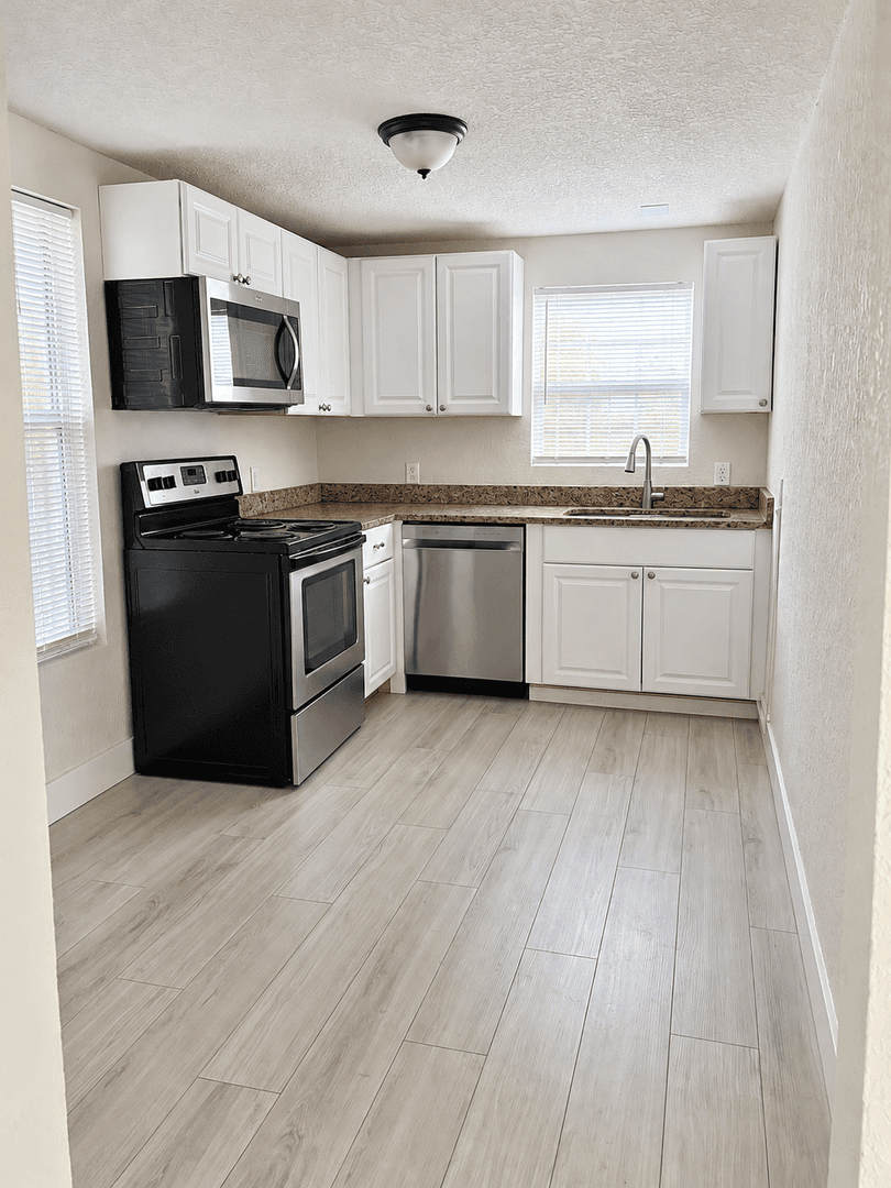 West Palm Beach Apartment: 340 Walton Blvd
