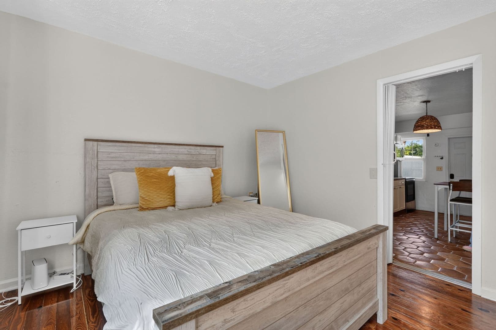 Lake Park Apartment: 359 Greenbriar Dr Unit B