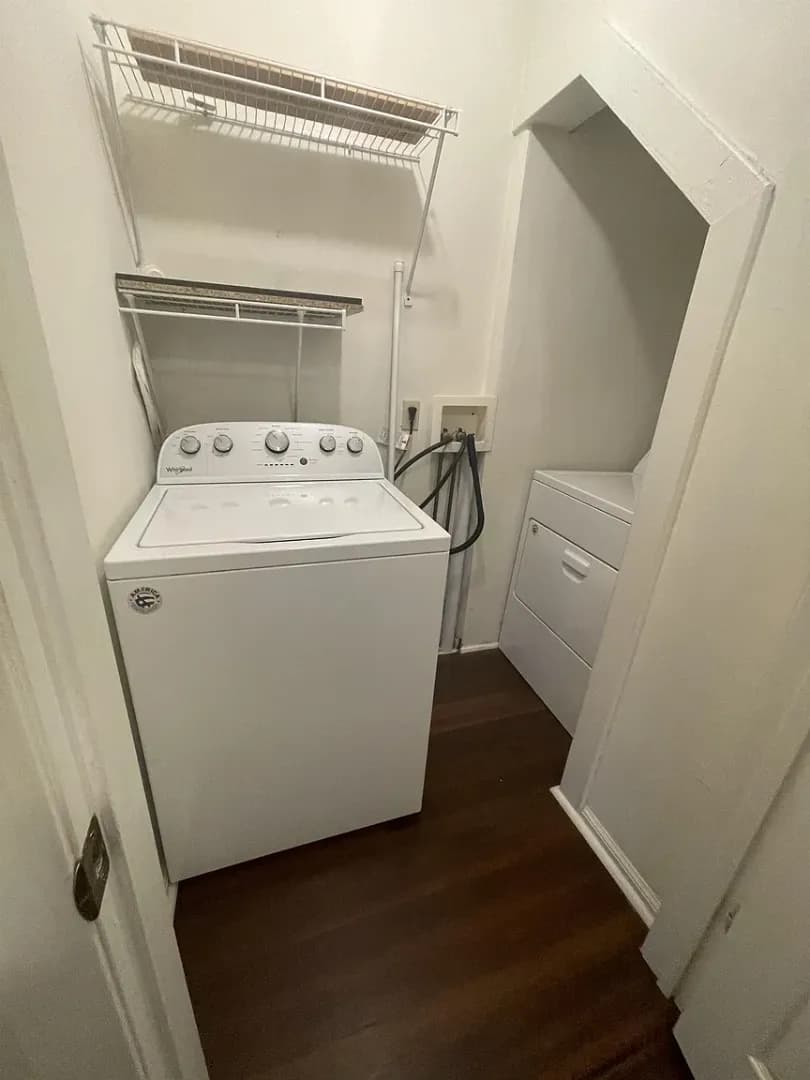 Bloomington House: 714 E 1st St