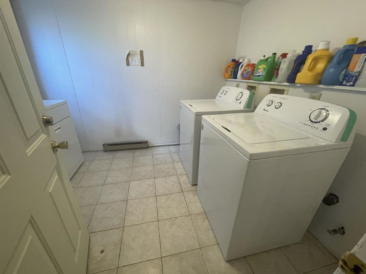 Bloomington Apartment: 416 E. 2nd St.