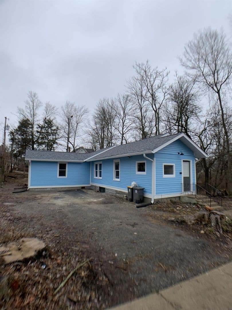 Bloomington House: 1215 E. Hunter Ave.