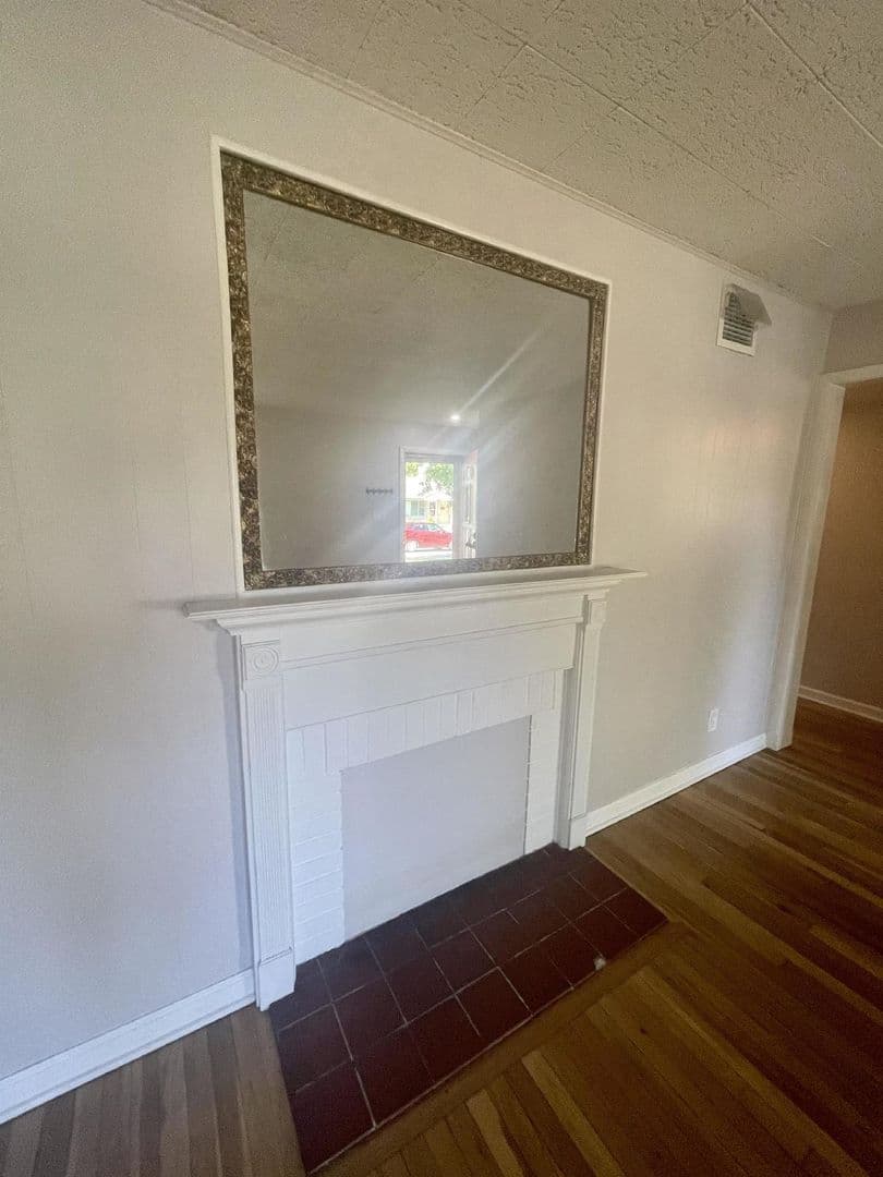 Bloomington House: 1822 E. 2nd St.