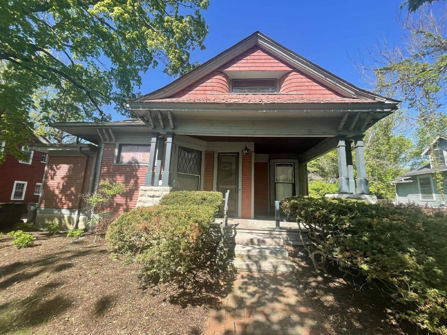 Bloomington House: 317 N. Indiana #2