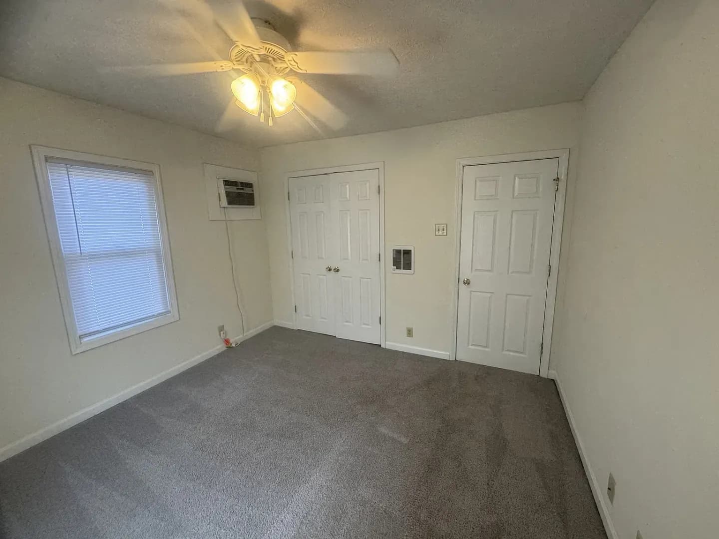 Bloomington House: 416 N. Grant