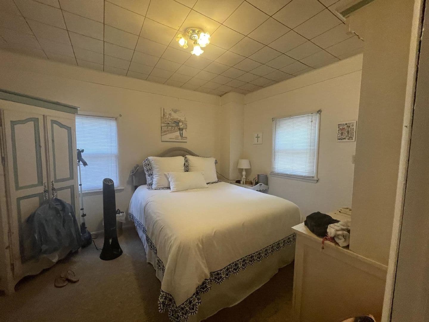 Bloomington Apartment: 416 E. 2nd St.