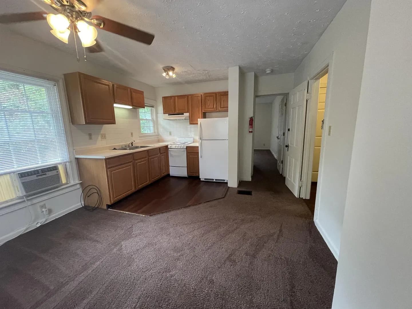 Bloomington House: 714 E 1st St