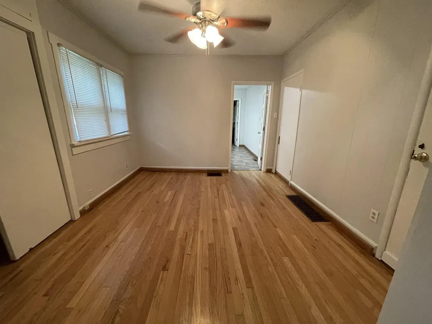 Bloomington Apartment: 615 N Lincoln St