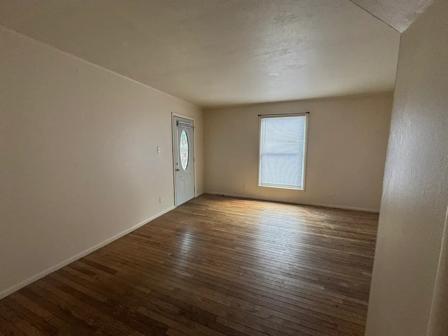 Bloomington House: 500 S Lincoln St