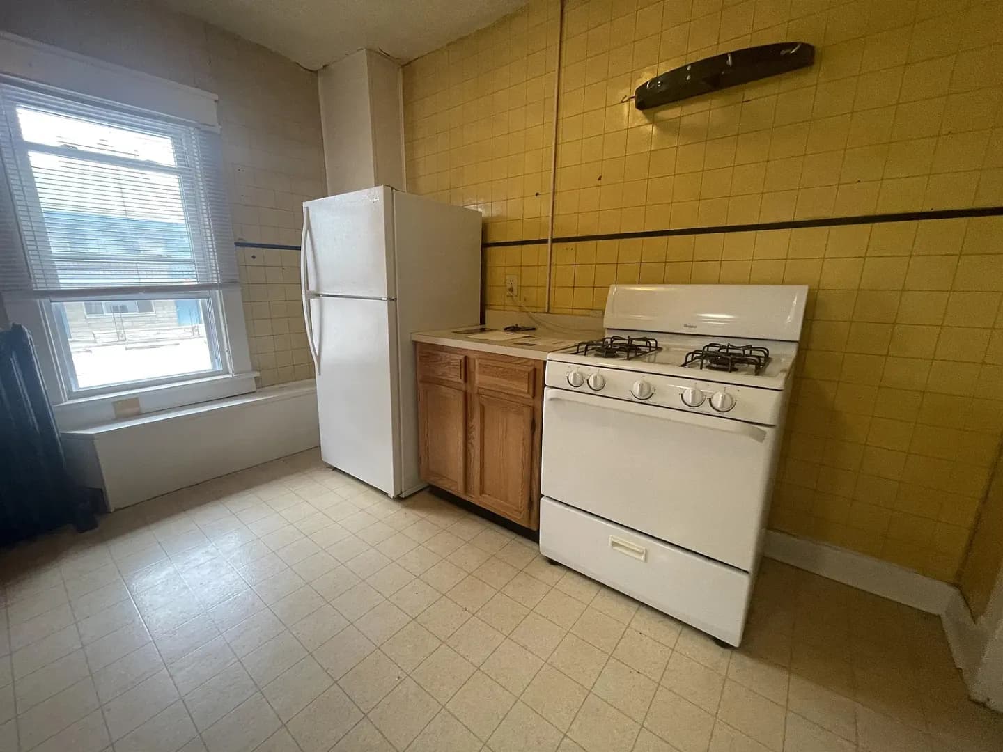 Bloomington Apartment: 420 S. Fess