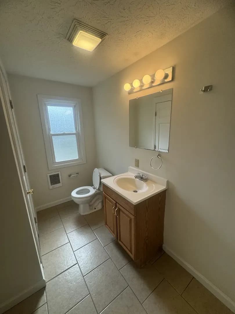 Bloomington House: 416 N. Grant