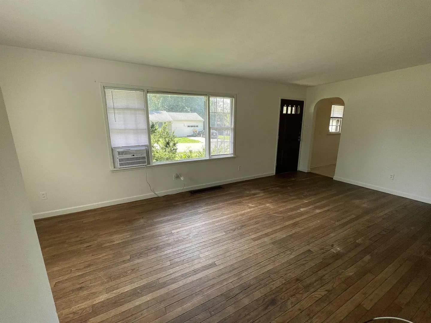 Bloomington House: 403 N. Roosevelt