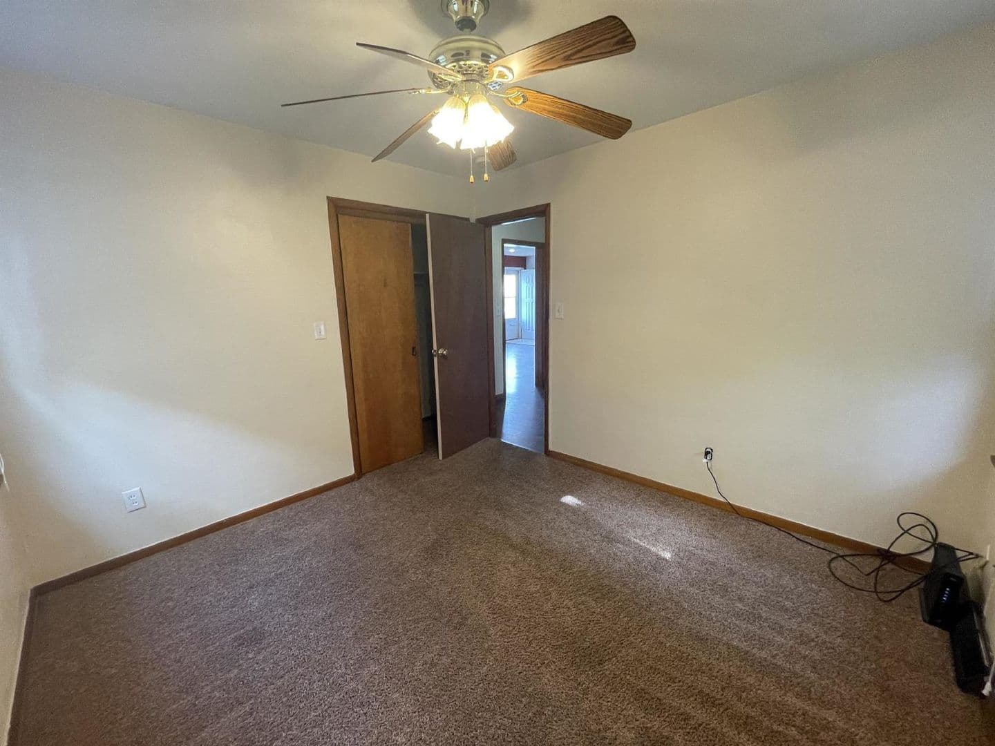 Bloomington House: 1506 N. Washington